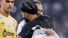 Neymar se solidariza com desabafo de Memphis Depay após pênalti perdido pelo Corinthians na Libertadores