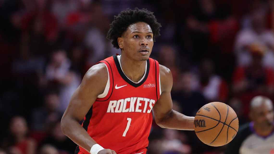 Амен Томпсон в форме Хьюстон Рокетс