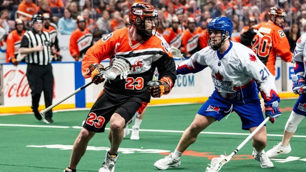 Buffalo Bandits, eyeing third straight title, match up with Toronto Rock