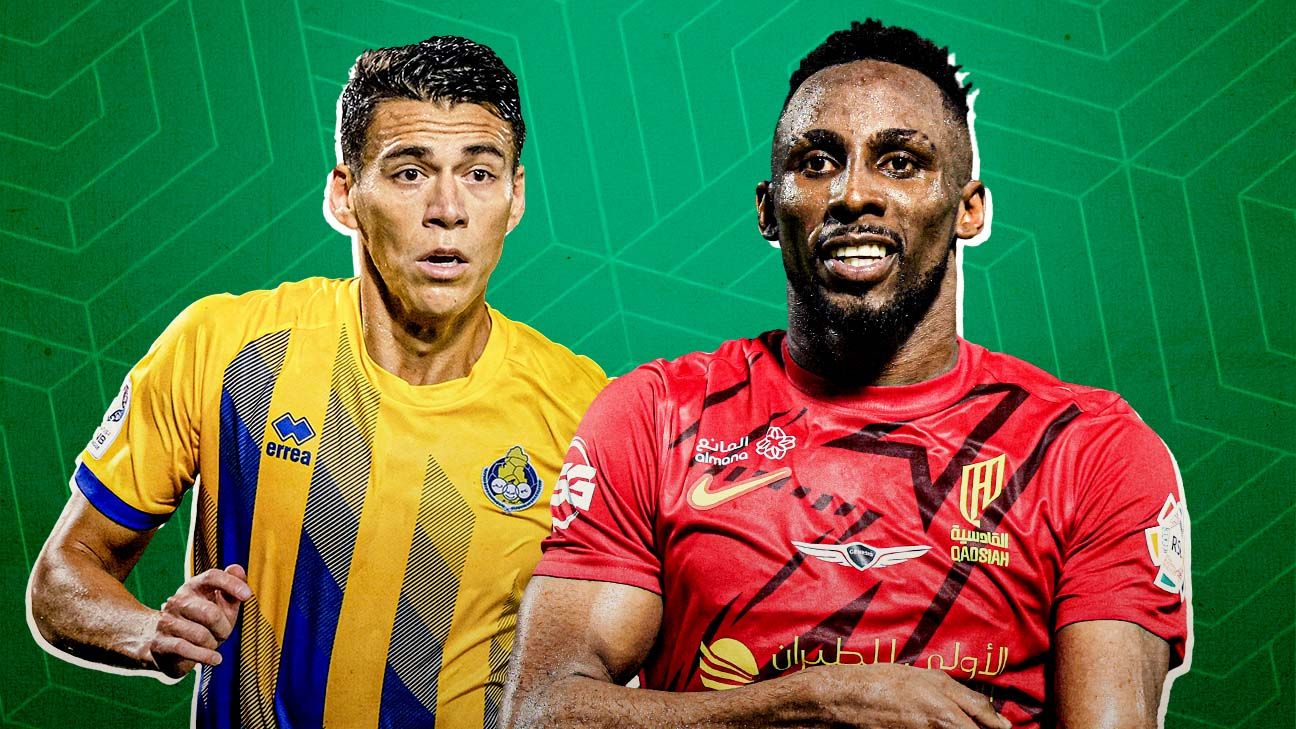 Julián Quiñones playing in the Saudi Pro League