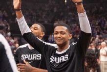 De'Aaron Fox replaces Giannis Antetokounmpo in NBA All-Star Game