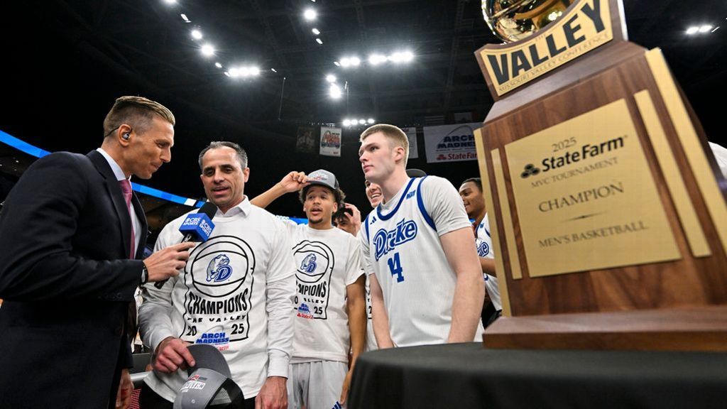 Drake Bulldogs Secure Third Straight Missouri Valley Championship