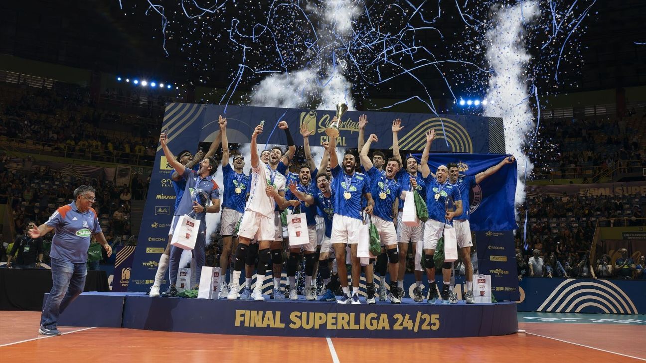 Cruzeiro bate Campinas de virada e é campeão da Superliga masculina de vôlei pela nona vez