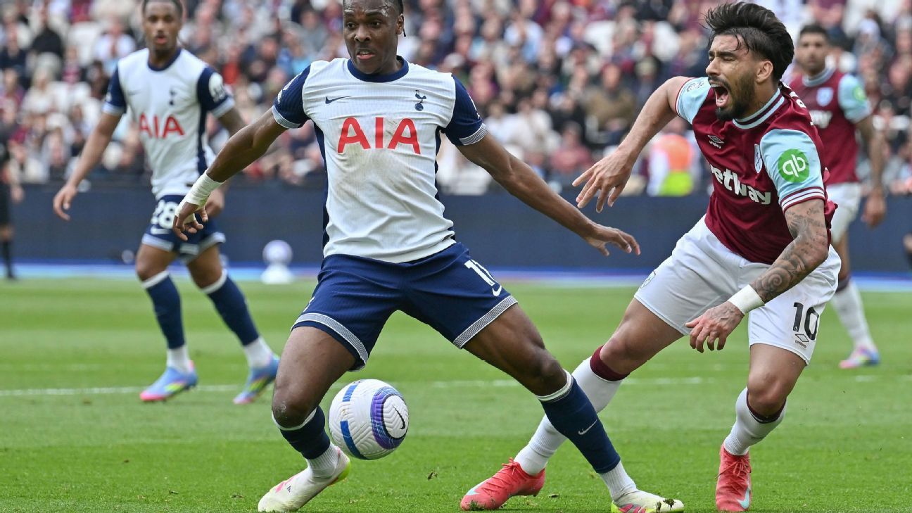 Técnico do West Ham se manifesta sobre choro de Paquetá em campo após cartão amarelo