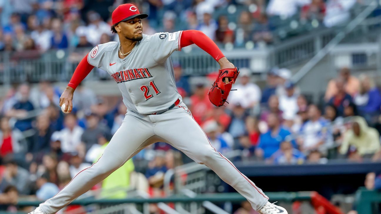 Reds’ Greene hurts groin, exits after 3 innings