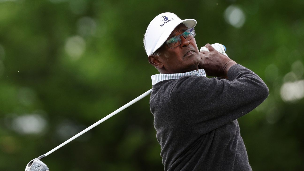 Singh shakes off bogeys, tied atop Senior PGA