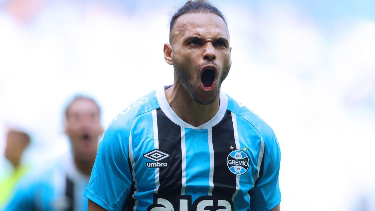 Grêmio Vence Bahia com Pênalti Polêmico e Sai da Zona de Rebaixamento.
