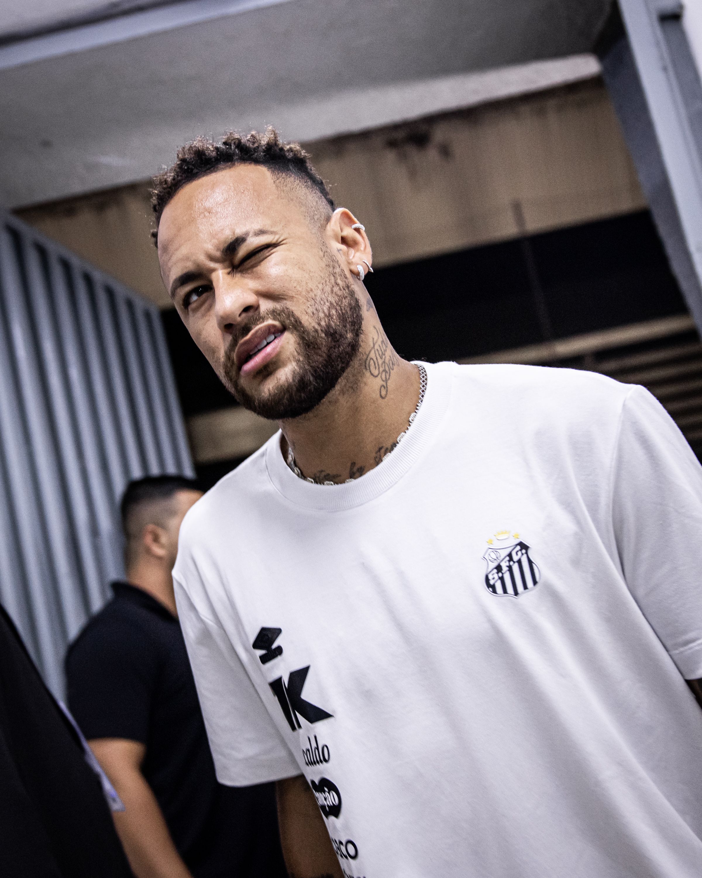 Neymar comenta foto publicada pelo Flamengo e agita torcedores nas redes sociais