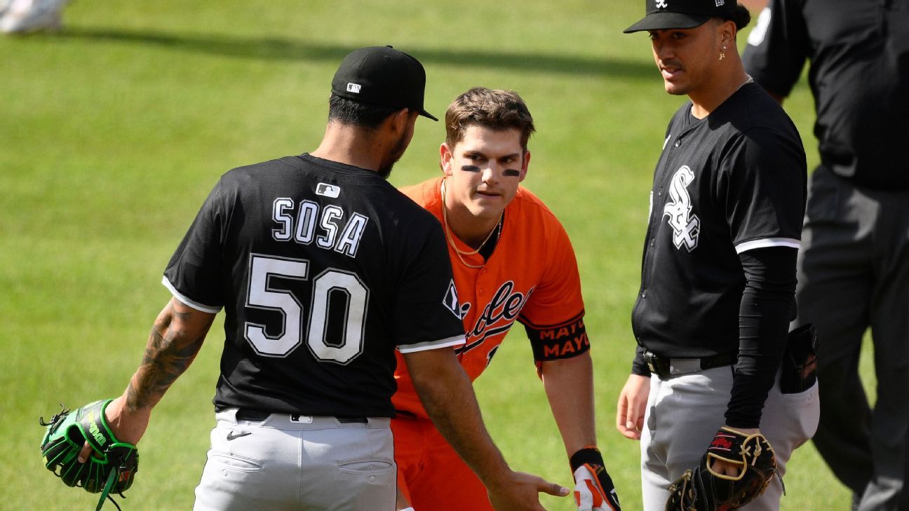 Benches clear as Mayo shoves Sosa in Orioles' win