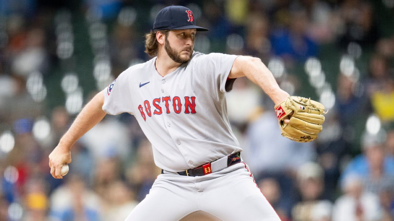 Red Sox place reliever Slaten (shoulder) on IL