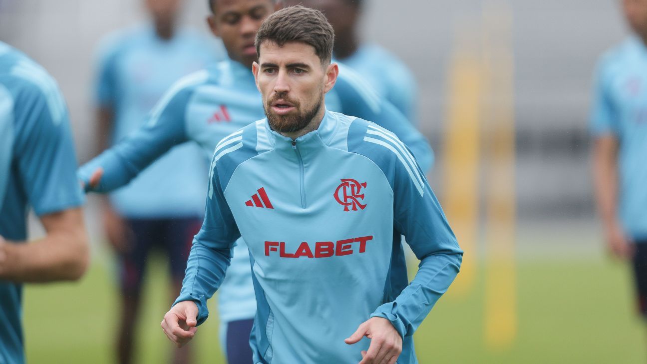 Flamengo inicia sua participação no Mundial de Clubes com Jorginho entre os titulares.