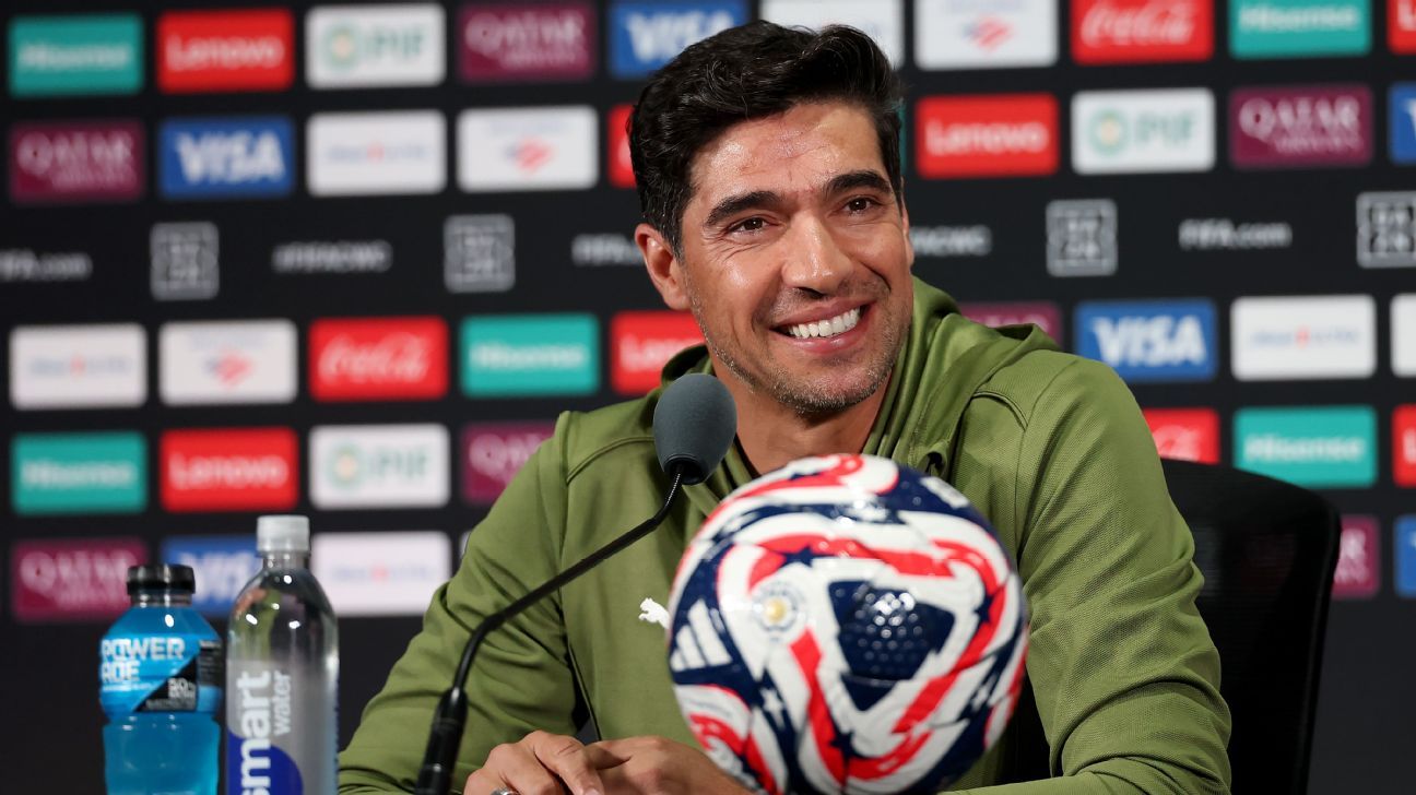 Abel altera Palmeiras para enfrentar Al Ahly no Mundial de Clubes