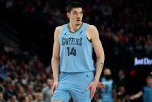Grizzlies' Zach Edey to miss another 6 weeks with injured ankle