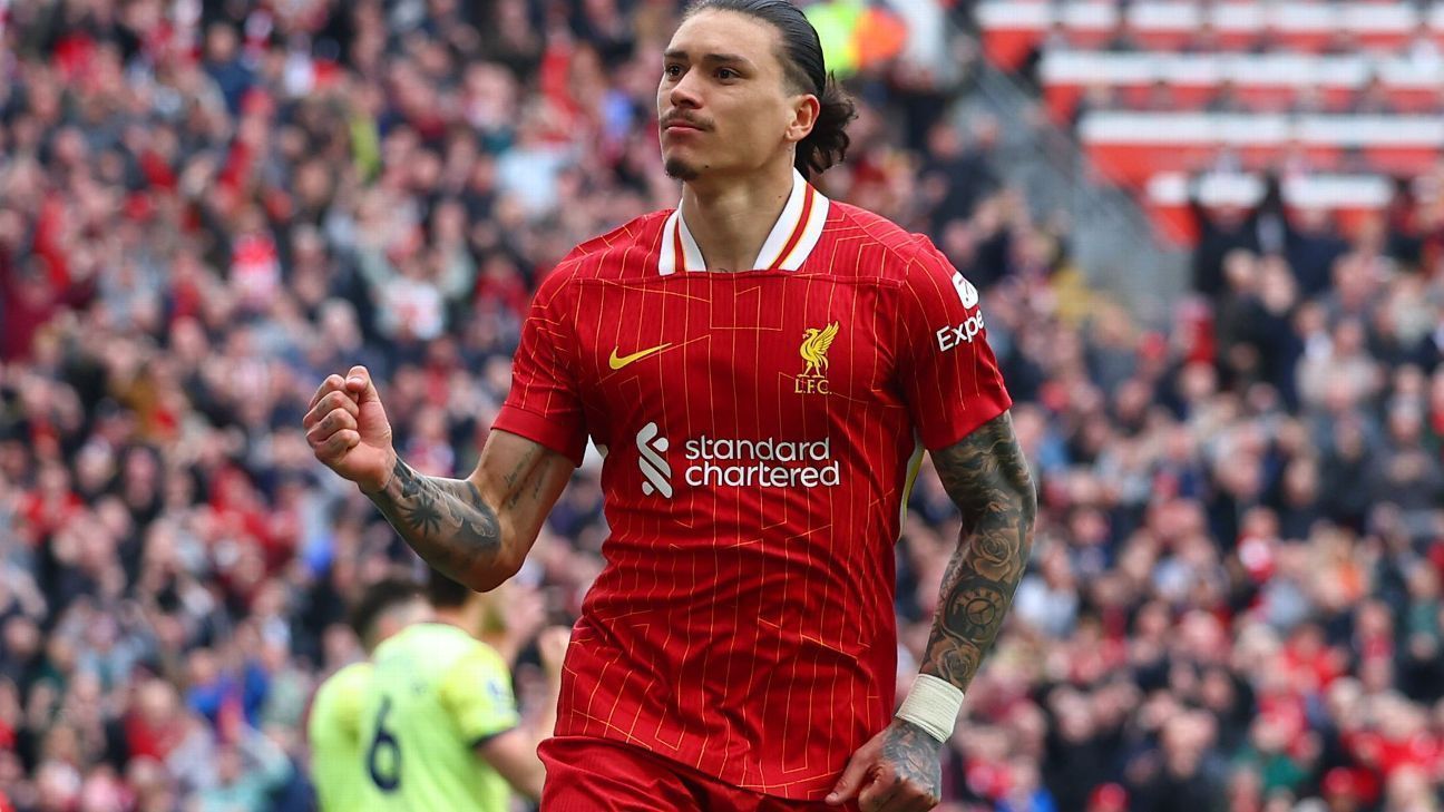 Los chicos de la 2015 y el travesaño en Gimnasia, image size:1296x729