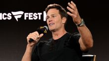 NFL says Tom Brady didn't violate rules in Raiders booth