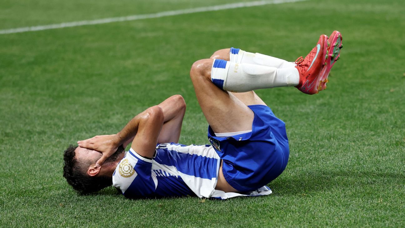Filipe Luís se destaca em meio às quedas de Atlético de Madrid e Porto