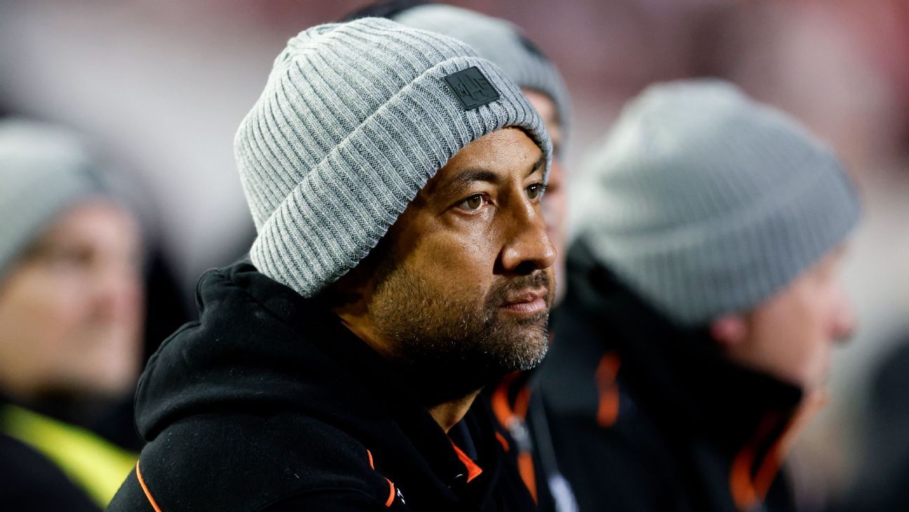 Tiger's concussion may nix June move for Da Silva
