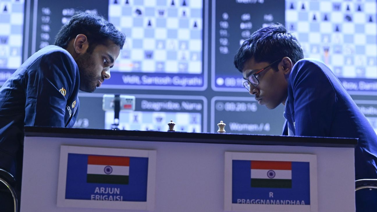 Arjun Erigaisi (left) and R Praggnanandhaa (right) at a chess tournament