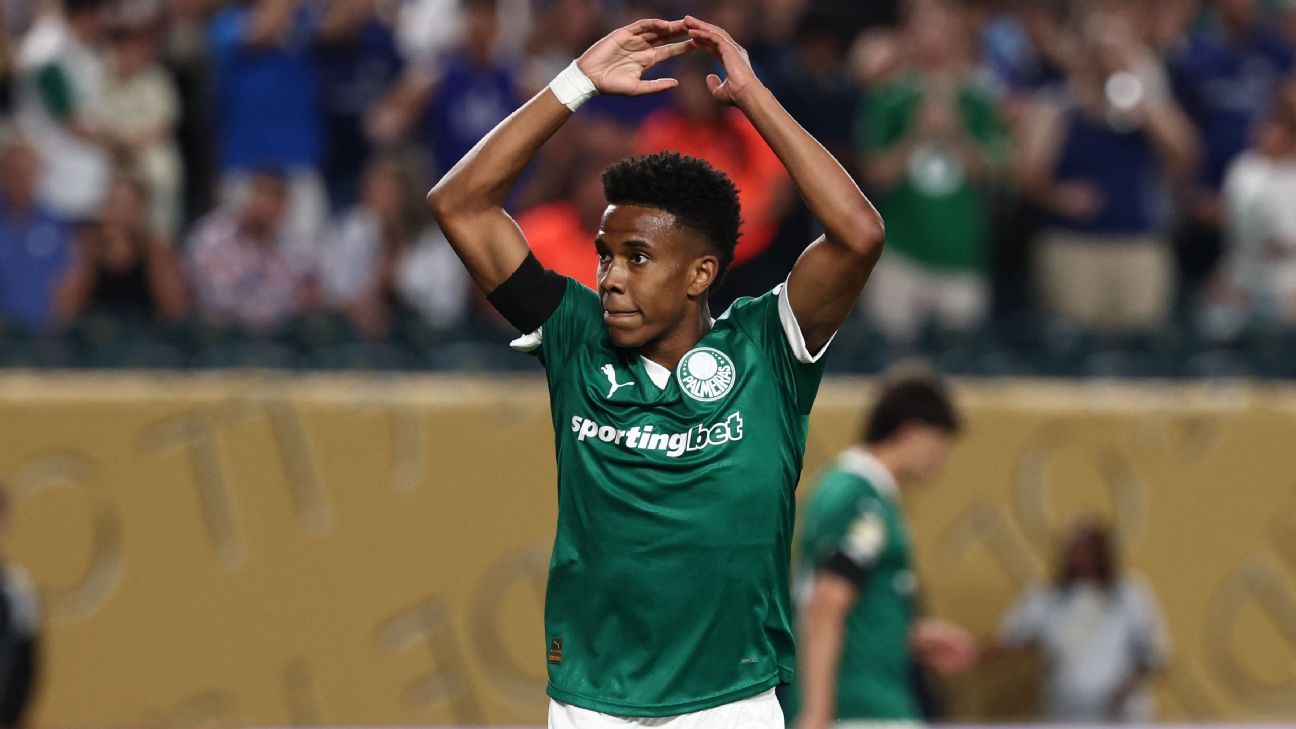 Abel Ferreira aconselha Maresca e Chelsea sobre Estêvão e atacante na Inglaterra