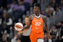 Saniya Rivers leaves Sun's loss with sprained left ankle