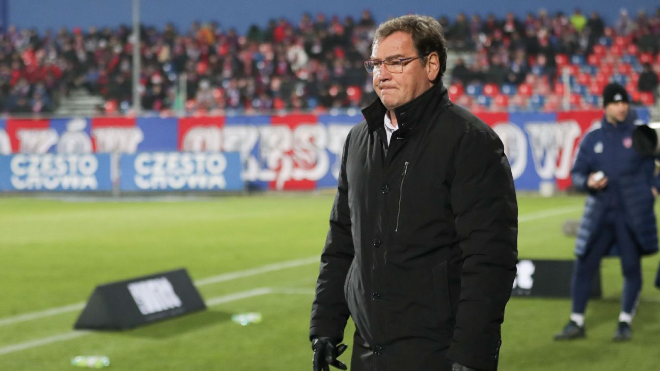 Poland hire new coach after Lewandowski fallout