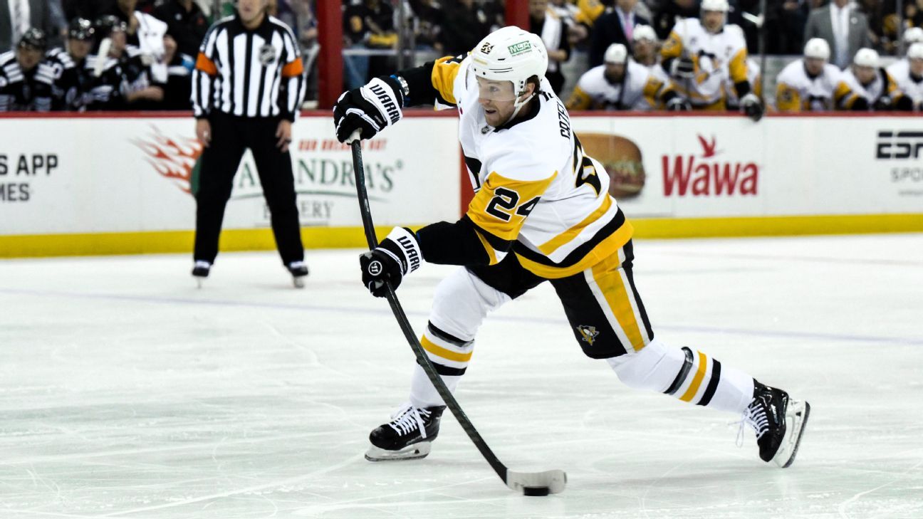 Matt Grzelcyk tuvo 40 puntos la temporada pasada con los Pittsburgh Penguins.
