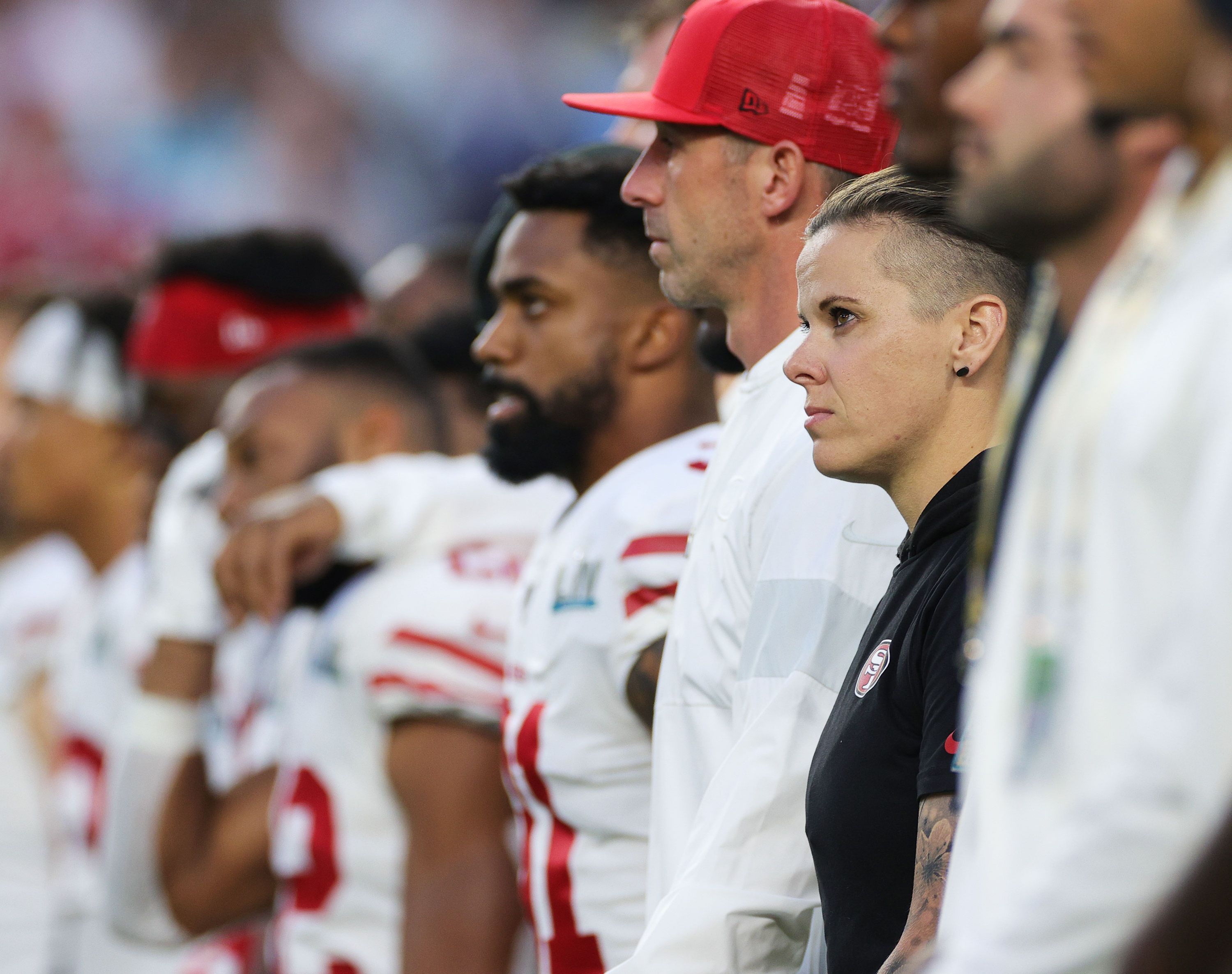 Jen Welter: El Hito que Cambió el Rol de la Mujer en la NFL