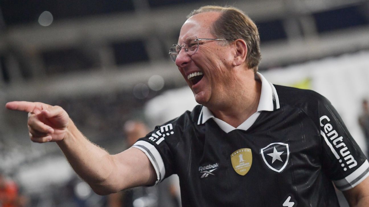 Textor reafirma desejo de comprar o Botafogo e diz: 'Estamos financiando a Europa'