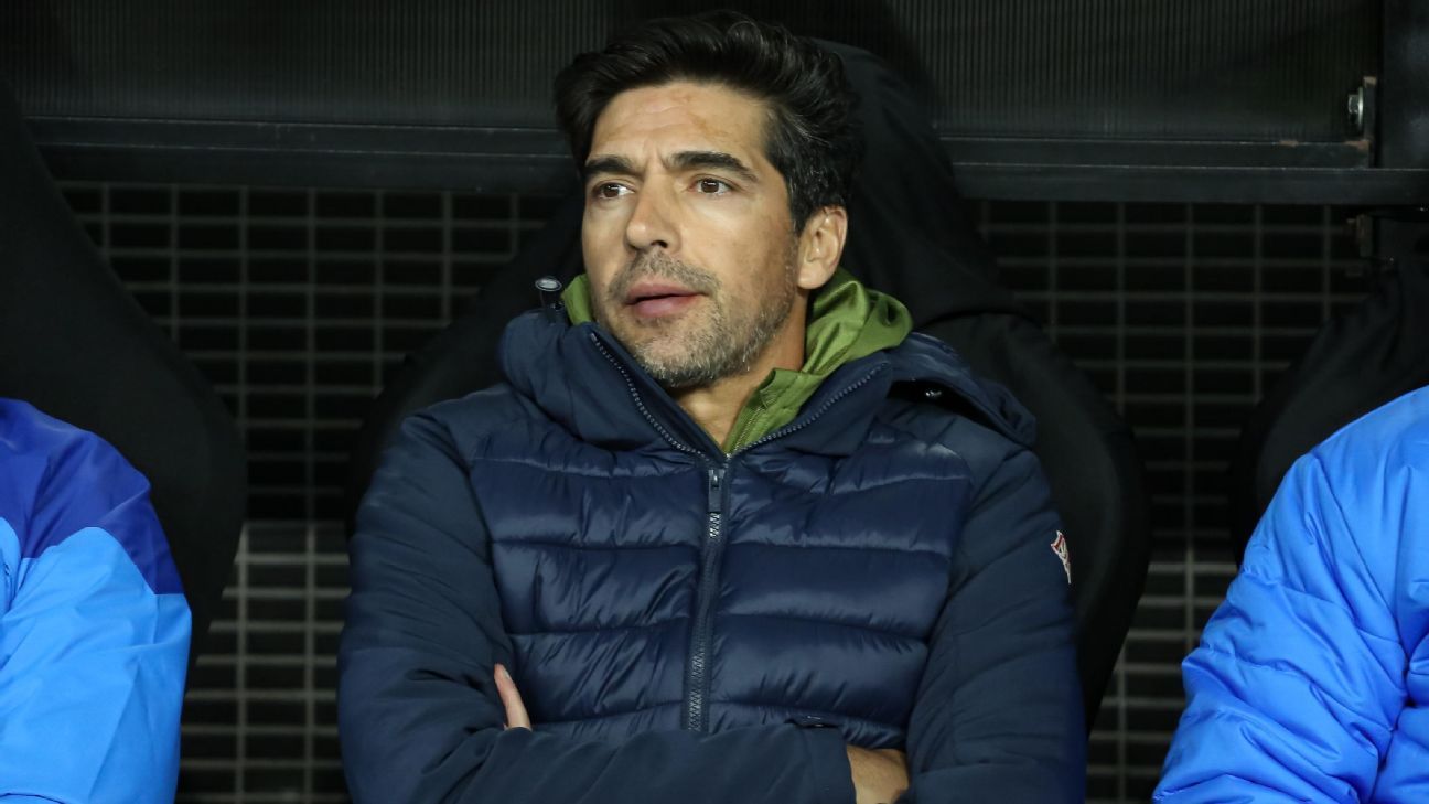 ABEL FERREIRA SOLTA O VERBO! Treinador detona VAR e arbitragem após derrota no Derby