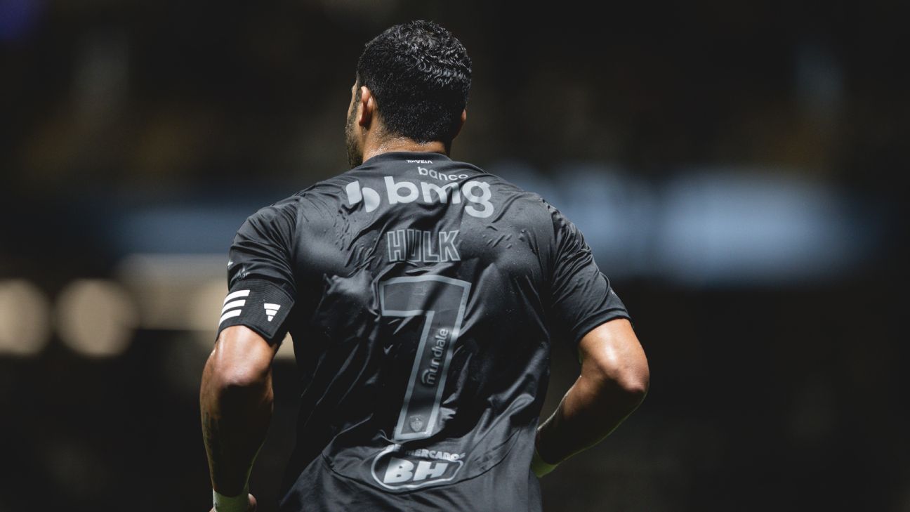 Hulk elogia Flamengo como o melhor time do Brasil antes da Copa do Brasil