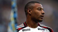 Quantos minutos De la Cruz teve em um ano após crise no Flamengo e como uruguaio e DM ainda causam desgaste no Ninho