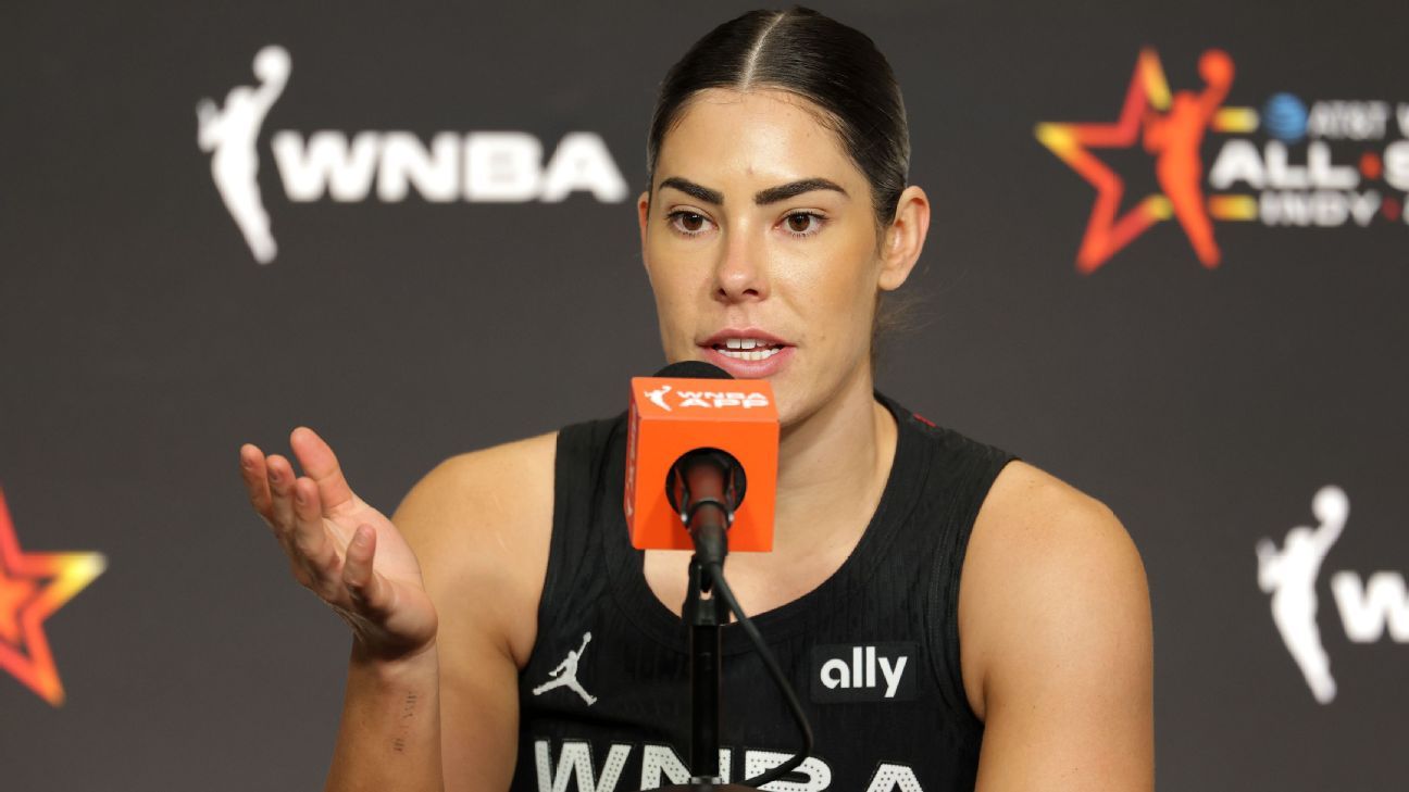 Plum: ASG jab at Team Clark 'a really bad joke'