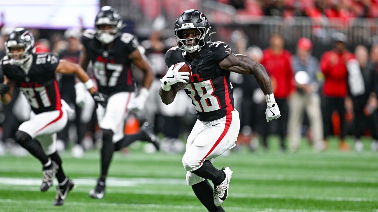 Can Falcons Rookie RB Carter Bounce Back After Scary Collision?