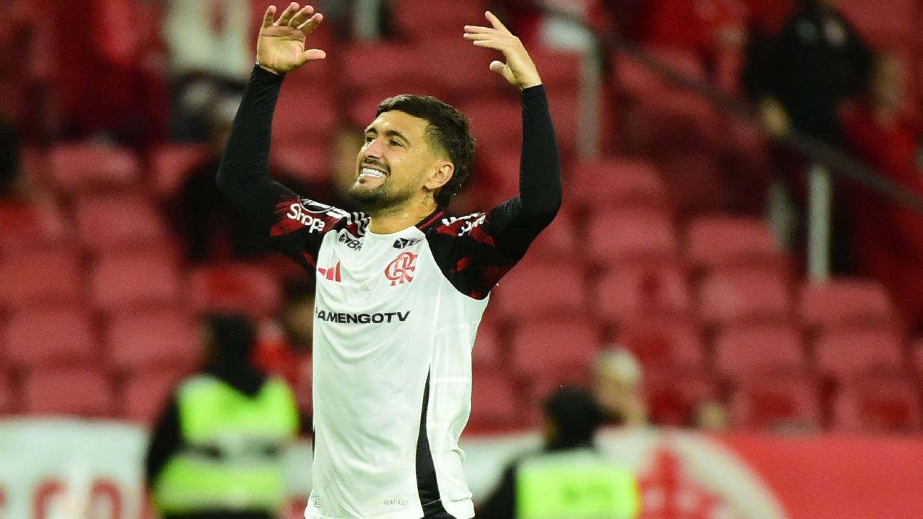 Neto "explode" com o Flamengo e aponta caminho para a Glória Eterna!