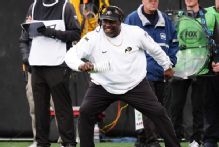 Colorado assistant Warren Sapp resigns; Chris Marve promoted to DC