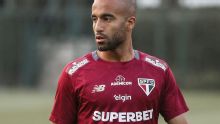 São Paulo: Lucas Moura se manifesta após quase três meses de cirurgia e diz quando voltará a campo