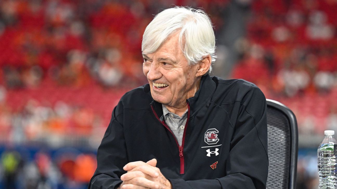 Back in Black: Beamer supports son over Hokies