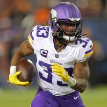 Sources: Vikings place Aaron Jones on injured reserve