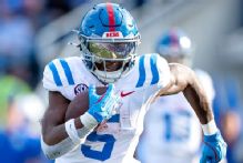 RB Kewan Lacy returning to Ole Miss for 2026, sources say