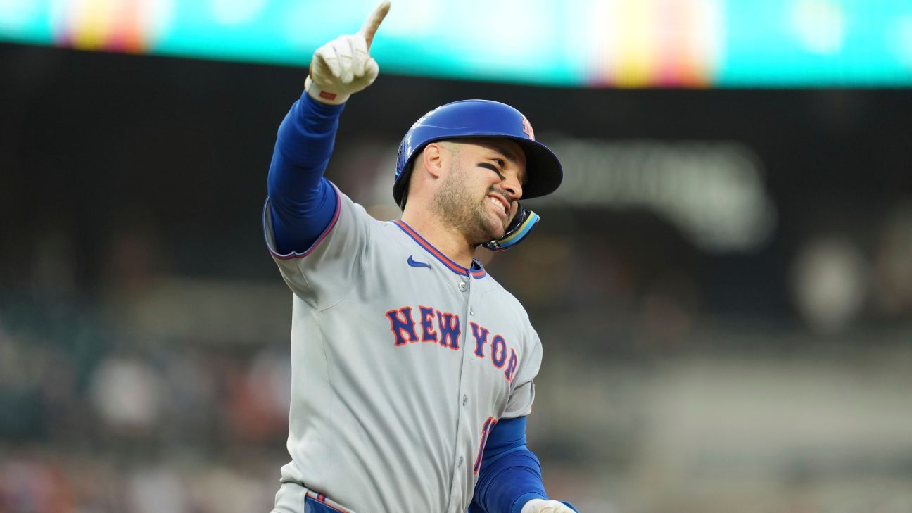 Mets activate Torrens; Alvarez in lineup after HBP
