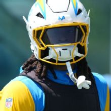 Source: Los Angeles Chargers RB Najee Harris out for season