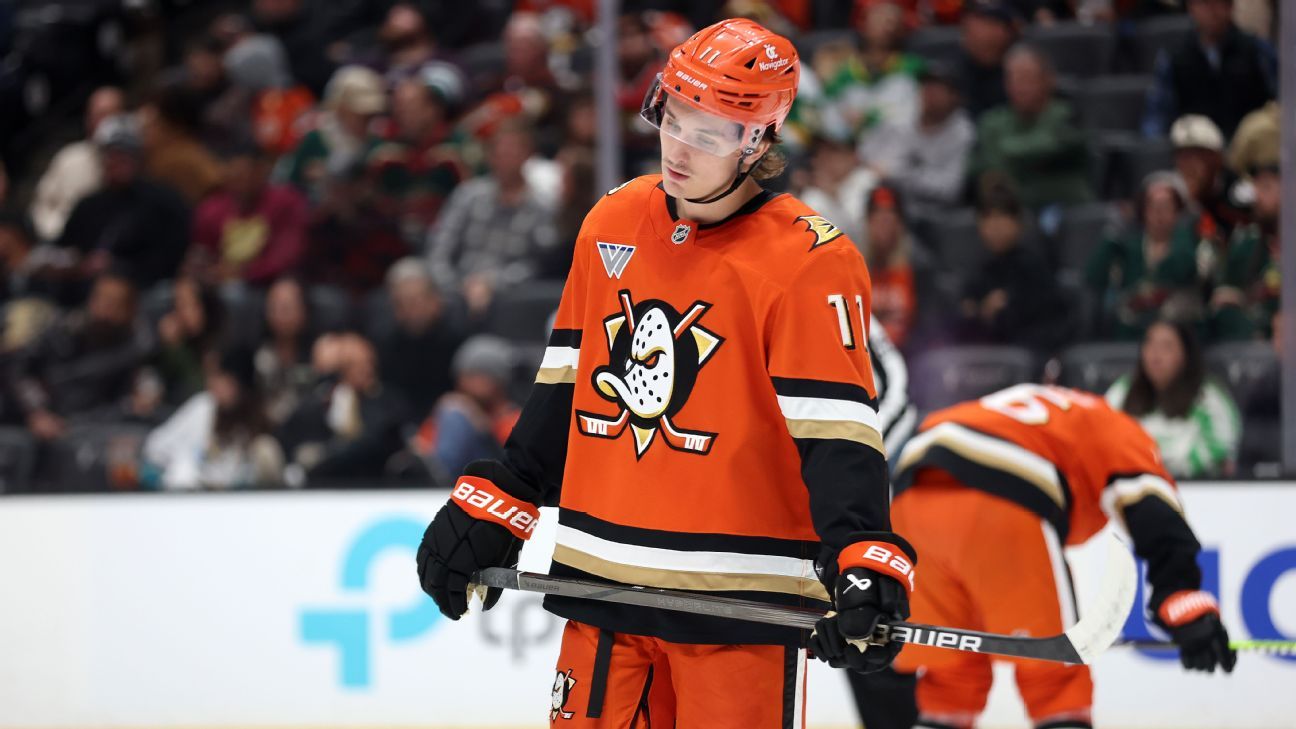 Zegras Seeks to Revive Magic in Flyers: Will the Ex-Ducks Recover His Game?