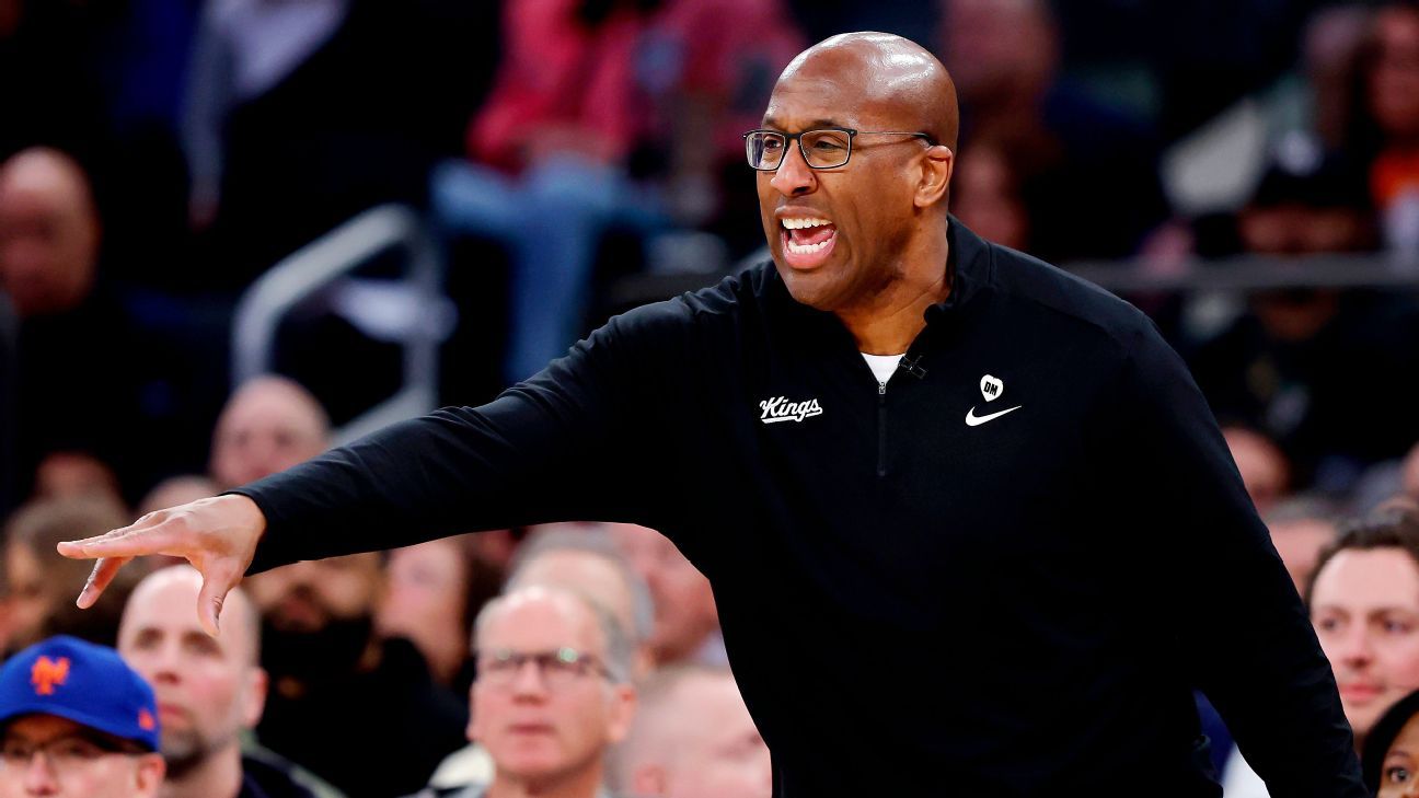 Mike Brown, entrenador de los New York Knicks