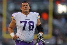 Vikings activate center Ryan Kelly (concussions) off IR