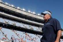 North Carolina says Belichick has 'full support' amid 2-3 start