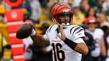 Tomlin on Browns trading Flacco to Bengals: 'Doesn't make sense'