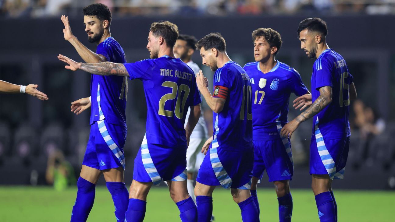 Com duas assistências de Messi e uma de Flaco López, Argentina goleia Porto Rico