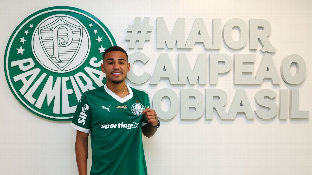 Zenit intensifica conversas e prepara nova investida para tirar Riquelme do Palmeiras em 2026