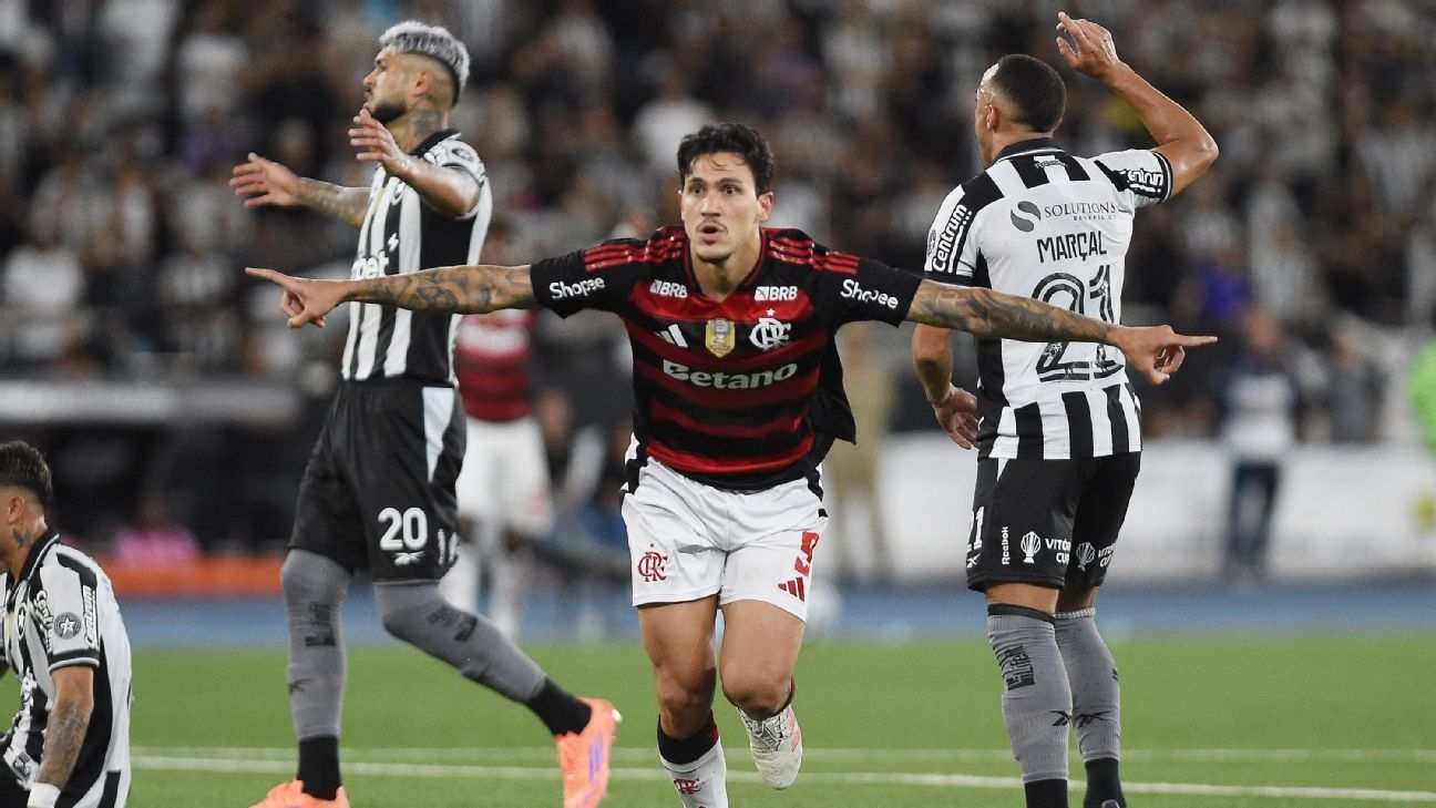 Flamengo atropela Botafogo em clássico quente e segue caça ao Palmeiras pela liderança do Brasileirão