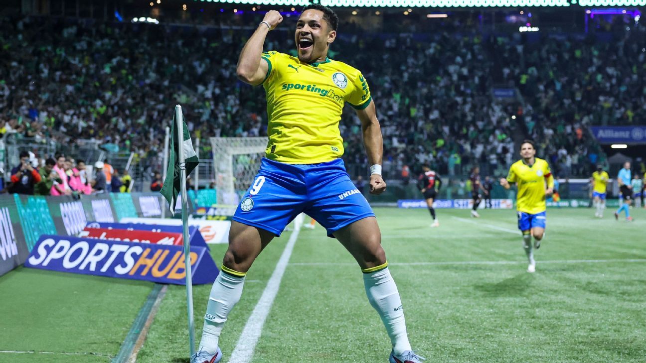 Vitor Roque merece chance na seleção? A resposta de Abel Ferreira